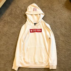 Zoo York White Youth Hoodie Size 16 (XL)